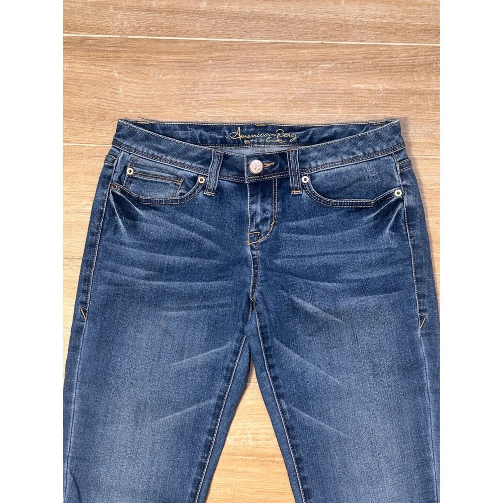 American Rag Cie Womens Bootcut Jeans Size 3S Medium Wash Low Rise Stretch Denim